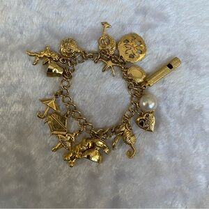 🍀VTG Gold Charm Bracelet